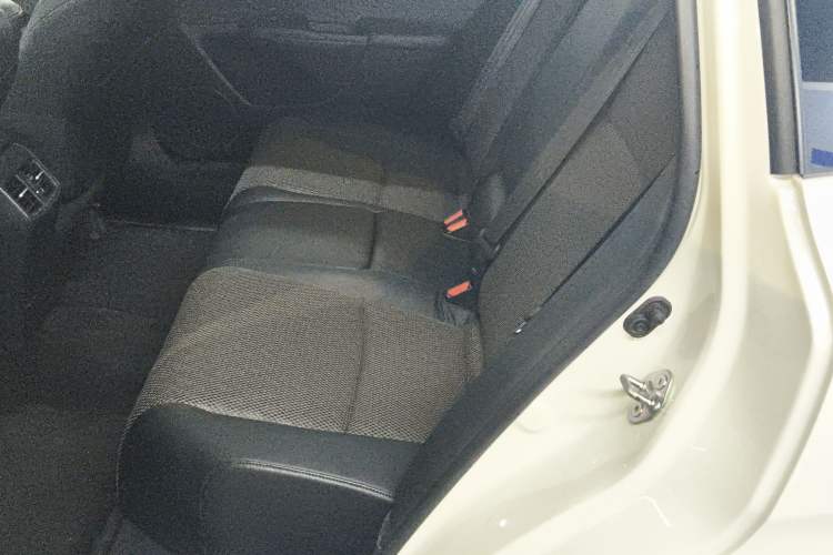 Used Honda Jade 2017 1.8L automatic Comfort version 5 seats
