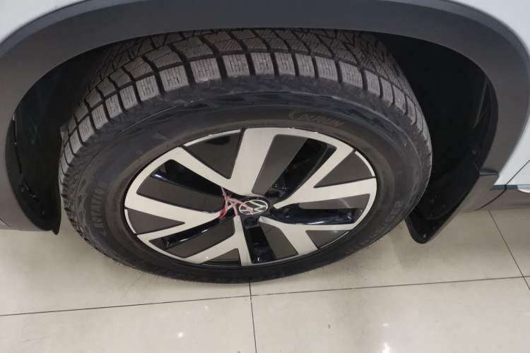 Used Volkswagen Tayron 2023 300TSI Two-Wheel-Drive Luxury Plus Advanced Edition