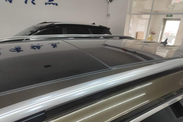 Used Volkswagen Tiguan L 2017 330TSI Automatic Two-Wheel Drive Luxury Edition