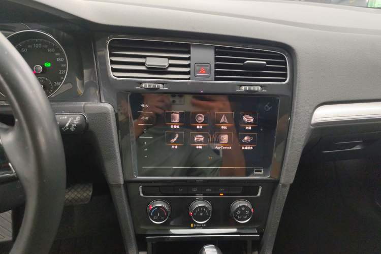 Used Volkswagen Golf 2020 Zhiai Edition 280TSI DSG Comfort Model
