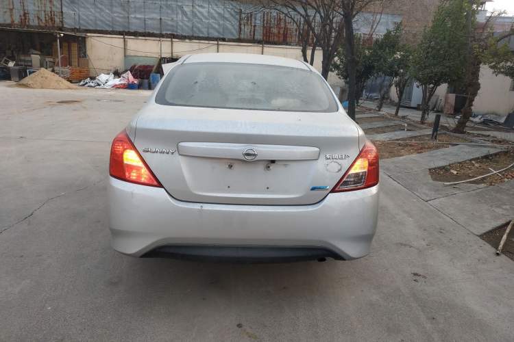 Used Nissan Sunny 2015 1.5XE Manual Comfort Edition