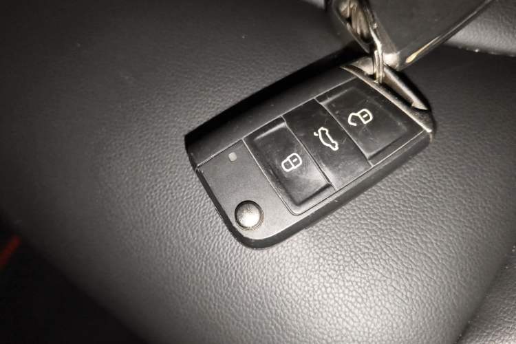 Used Volkswagen Tharu 2021 280TSI Two-Wheel Drive Comfort Edition
