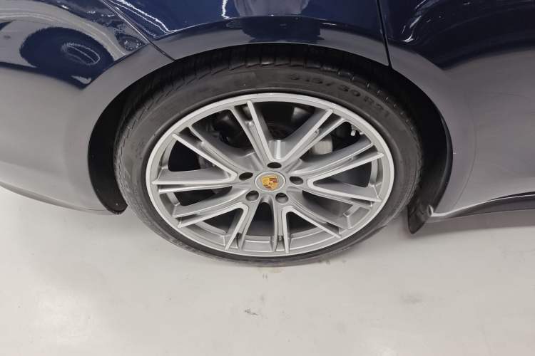 Used Porsche Panamera 2023 Panamera 4 Executive Long Wheelbase 2.9T