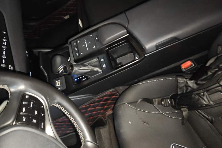 Used Lexus ES 2020 200 Excellence Edition
