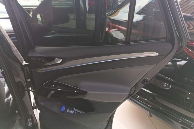 Used Volkswagen ID.4 CROZZ 2022 Long-Range Lite PRO Edition
