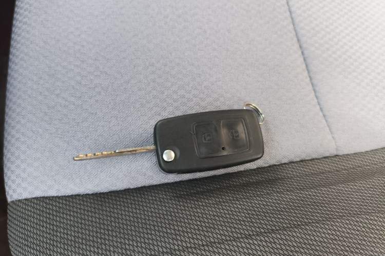 Used Chana Ruixing M80 2021 1.6L Comfort Version 2-Seater Single-Steaming Air-Conditioned China VI Standard Flat Roof with Lift-Up Rear Door DAM16KR
