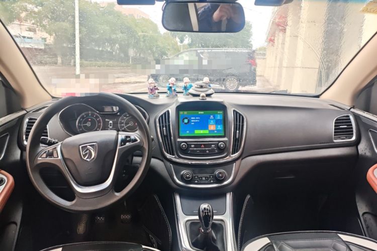 Used Baojun 560 2015 1.8L Manual Elite Edition