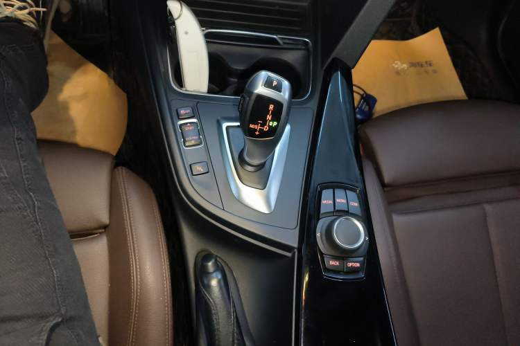 Used BMW 3 Series 2018 320Li Fashion Model
