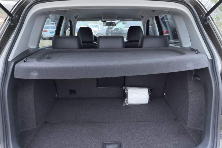 Used Volkswagen Tiguan 2016 280TSI Automatic Two-Wheel-Drive Silk Road Style Edition
