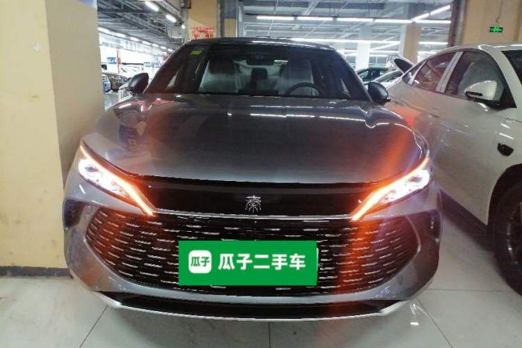 Used BYD Qin L 2025 DM-i Smart Drive 80KM Leading Model
