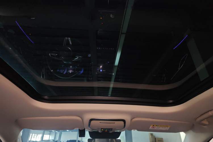 Used Hongqi HS3 PHEV 2024 PHEV 115km Jingwei Edition
