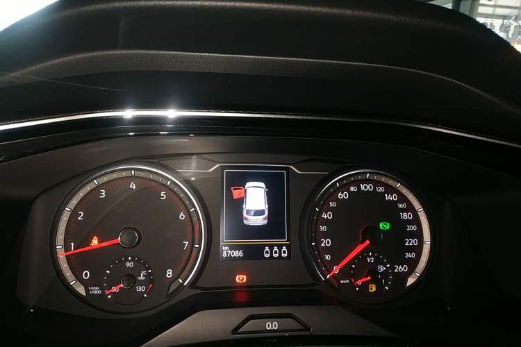 Used Volkswagen Tayron 2019 330TSI Two-Wheel-Drive Luxury Version China V Emission Standard