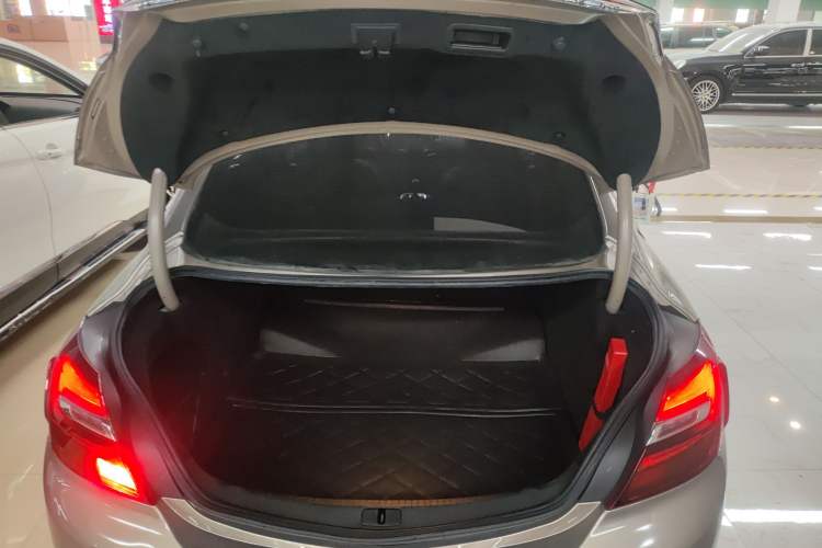 Used Buick Regal 2015 1.6T Leading Technology Model
