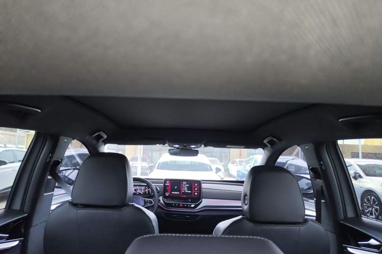 Used Volkswagen ID.4 CROZZ 2022 Long-Range PRO Edition
