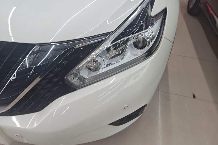 Used Nissan Murano 2021 2.5L XL Two-Wheel Drive Smart Connect Luxury Edition
