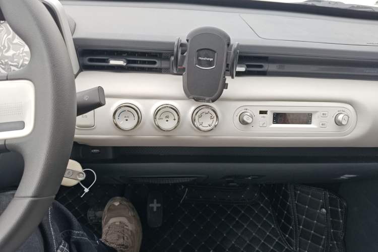 Used Wuling Hongguang MINIEV 2022 Convertible Model
