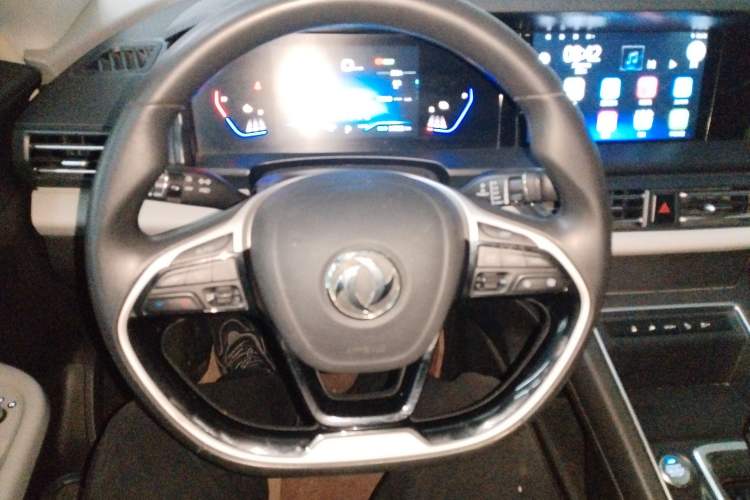 Used Dongfeng Aeolus E70 2023 500 Smart Edition Lithium Iron Phosphate 48.6 kWh 120 kW
