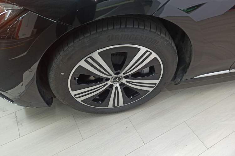 Used Mercedes-Benz EQE 2025 500 4MATIC Pioneer Edition