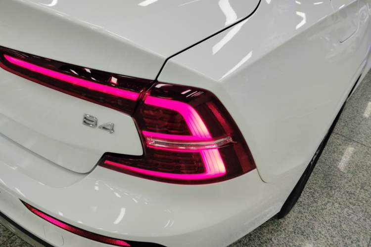 Used Volvo S60 2024 B4 Zhiyi Luxury Edition