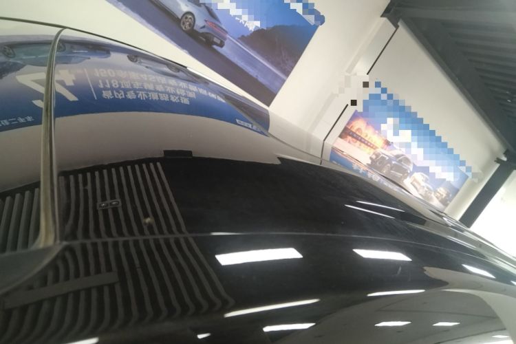 Used VOYAH Dream 2025 EV Four-Wheel Drive Flagship Kunpeng Edition