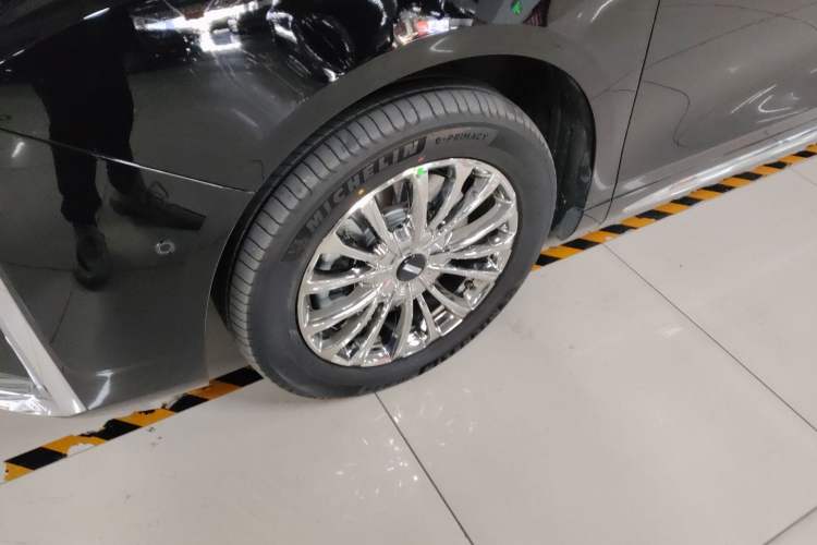 Used Wey Gaoshan 2025 Four-Wheel Drive Alpine 8
