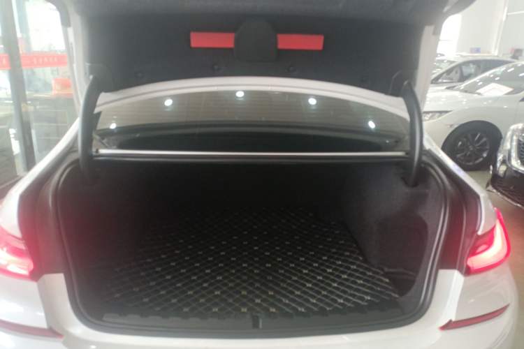 Used BMW 3 Series 2020 Restyled 325Li M Sport Package
