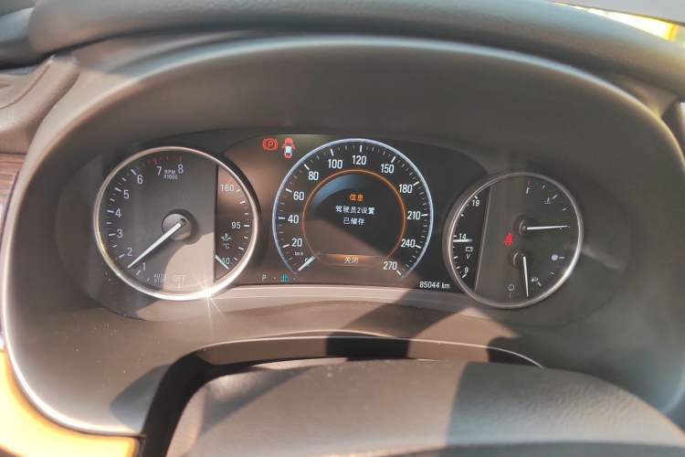 Used Buick LaCrosse 2016 28T Luxury Version
