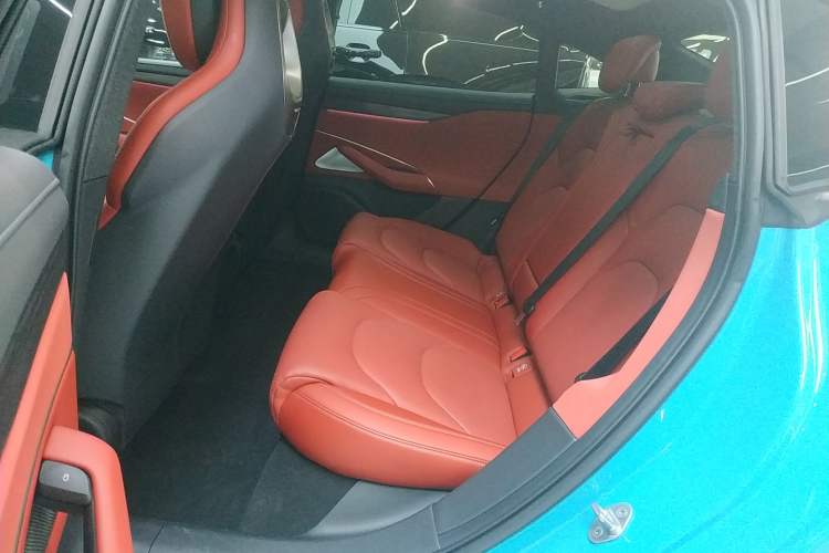 Used Xiaomi Auto SU7 2024 Rear-Drive Ultra-Long Range Advanced Pro-Level Intelligent Driving Version