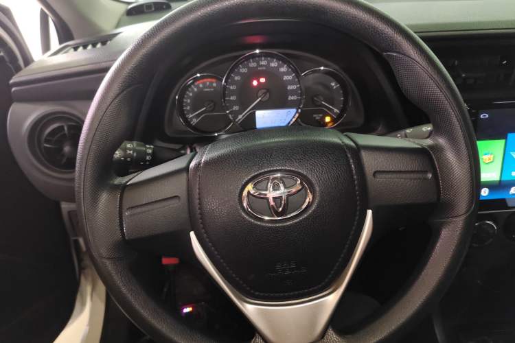 Used Toyota Levin 2017 Revised Version 185T CVT New Sharp Edition China V Standard
