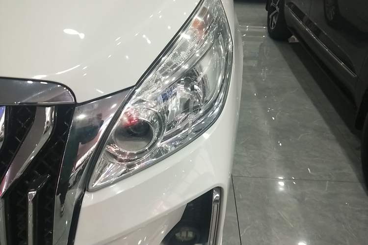 Used Buick GL8 2018 28T Luxury Model China VI Standard
