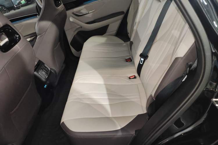 Used BYD Song PLUS New Energy 2025 EV Smart Drive Edition 605km Flagship Model