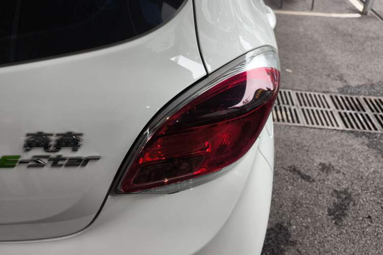 Used Oshan Benni E-Star 2022 Qingxin Edition Colorful Model Lithium Iron Phosphate