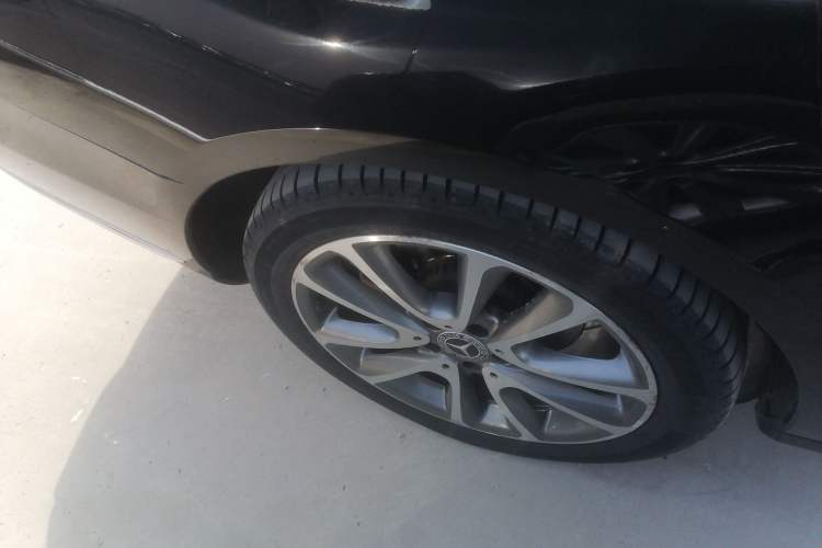 Used Mercedes-Benz E-Class 2018 Facelifted E 300 L Stylish Version
