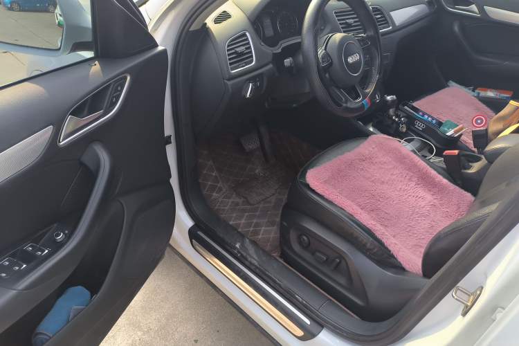 Used Audi Q3 2015 30 TFSI Comfort Model