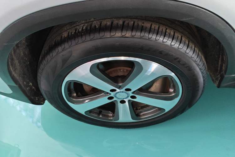 Used Mercedes-Benz GLC 2017 GLC 260 4MATIC Luxury Model
