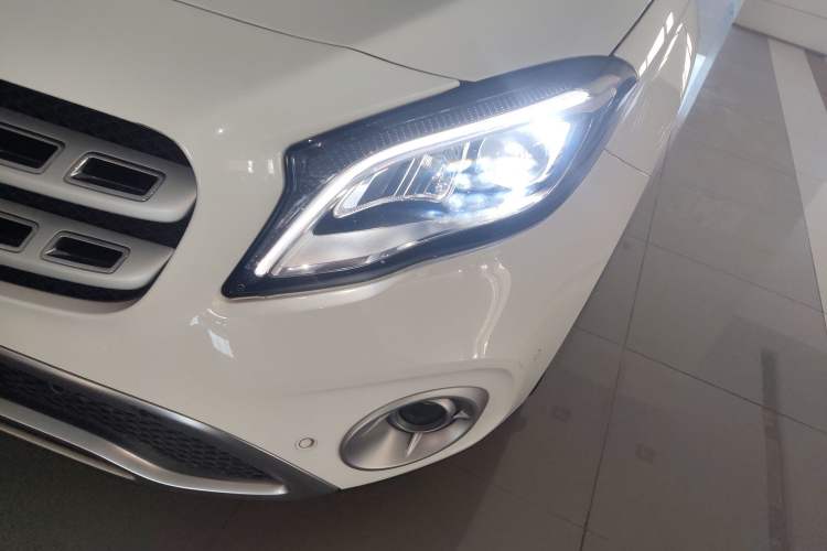 Used Mercedes-Benz GLA 2017 GLA 220 4MATIC Fashion Model