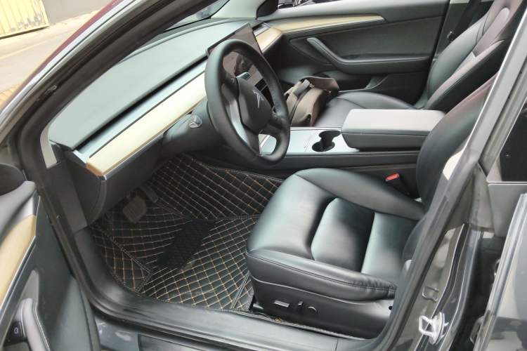 Used Tesla Model 3 2022 Rear-Wheel-Drive Version