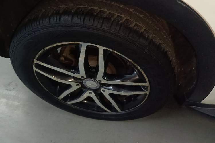 Used Mercedes-Benz GLA 2015 GLA 220 4MATIC Fashion Model