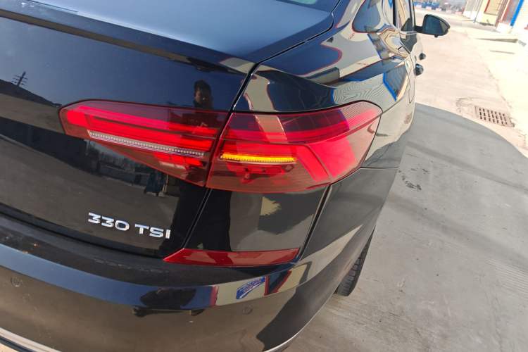 Used Volkswagen Passat 2019 330TSI Elite Edition China VI
