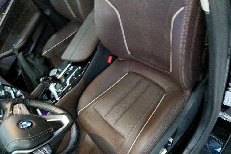 Used BMW 5 Series 2022 Second Facelift 525Li Luxury Package