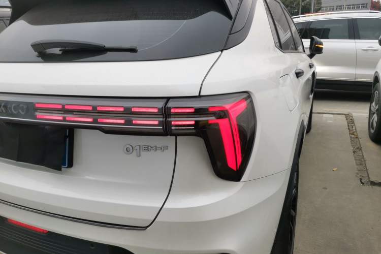 Used Lynk & Co 01 2023 1.5TD EM-F Dawn
