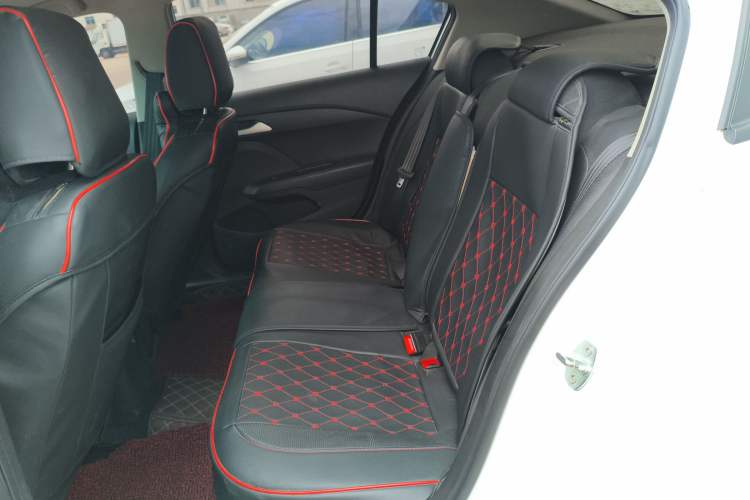 Used Chevrolet Cavalier 2018 320 Manual Enjoyment Edition
