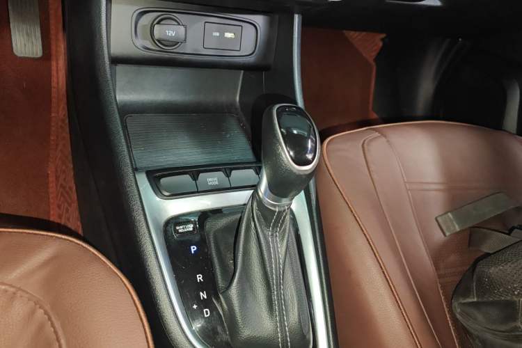 Used Hyundai Celesta 2018 1.6L Automatic GL Enjoyment Edition China VI compliant
