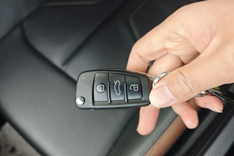 Used Audi Q3 2019 40 TFSI Fashionable and Elegant Model