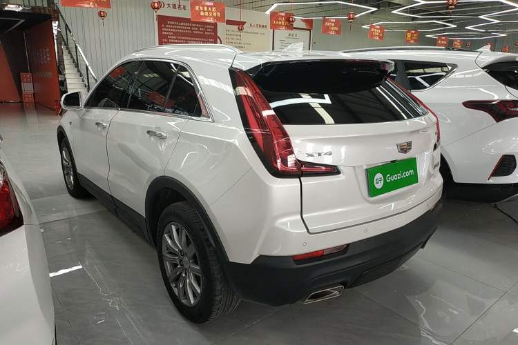 Used Cadillac XT4 2018 28T Two-Wheel Drive Tech Version