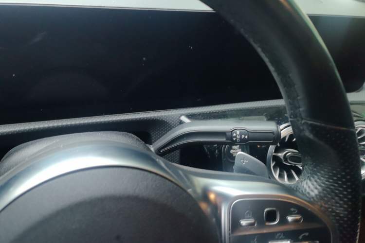 Used Mercedes-Benz A-Class 2022 Revised Version A 200 L Sport Sedan Fashionable Style