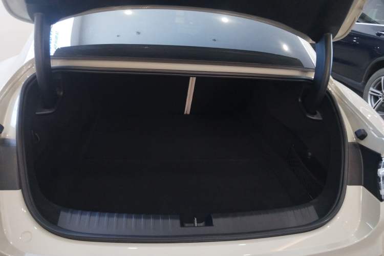 Used Xiaomi Auto SU7 2024 Rear-Drive Standard Founder Edition