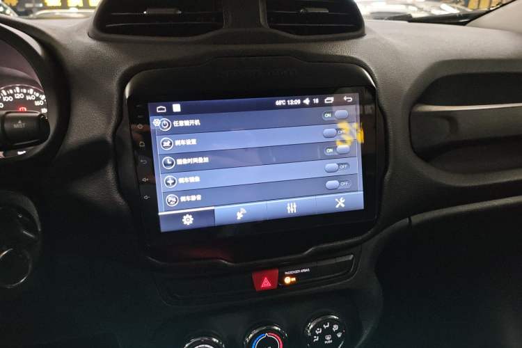 Used  Renegade 2017 180T Automatic Kinetic Edition+
