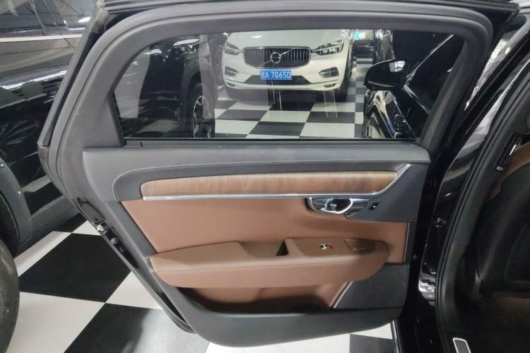Used Volvo S90 2021 B5 Zhiyuan Luxury Edition
