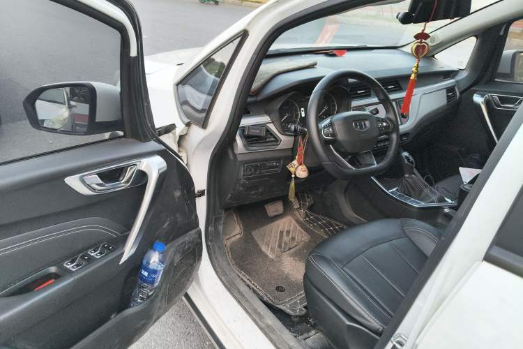 Used Geely Auto Vision X3 2019 Upgraded Model 1.5L CVT Elite Version
